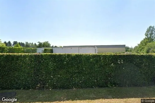 Bedrijfsruimtes te huur i Moeskroen - Foto uit Google Street View