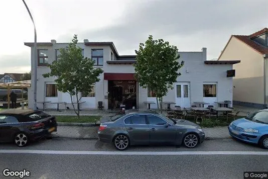 Commercial properties for rent i Ravels - Photo from Google Street View