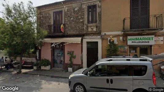 Commercial properties for rent i Catanzaro - Photo from Google Street View