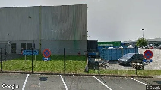 Bedrijfsruimtes te huur i La Louvière - Foto uit Google Street View