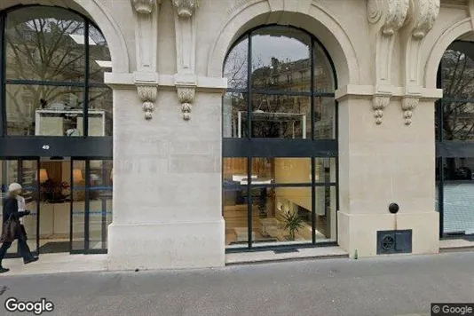 Commercial properties for rent i Paris 16éme arrondissement (North) - Photo from Google Street View