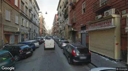 Bedrijfsruimtes te huur in Napels Municipalità 4 - Foto uit Google Street View
