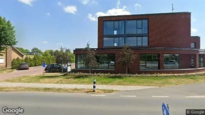 Kontorslokaler för uthyrning i West Maas en Waal – Foto från Google Street View