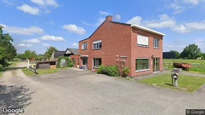 Bedrijfsruimtes te huur in Heist-op-den-Berg - Foto uit Google Street View